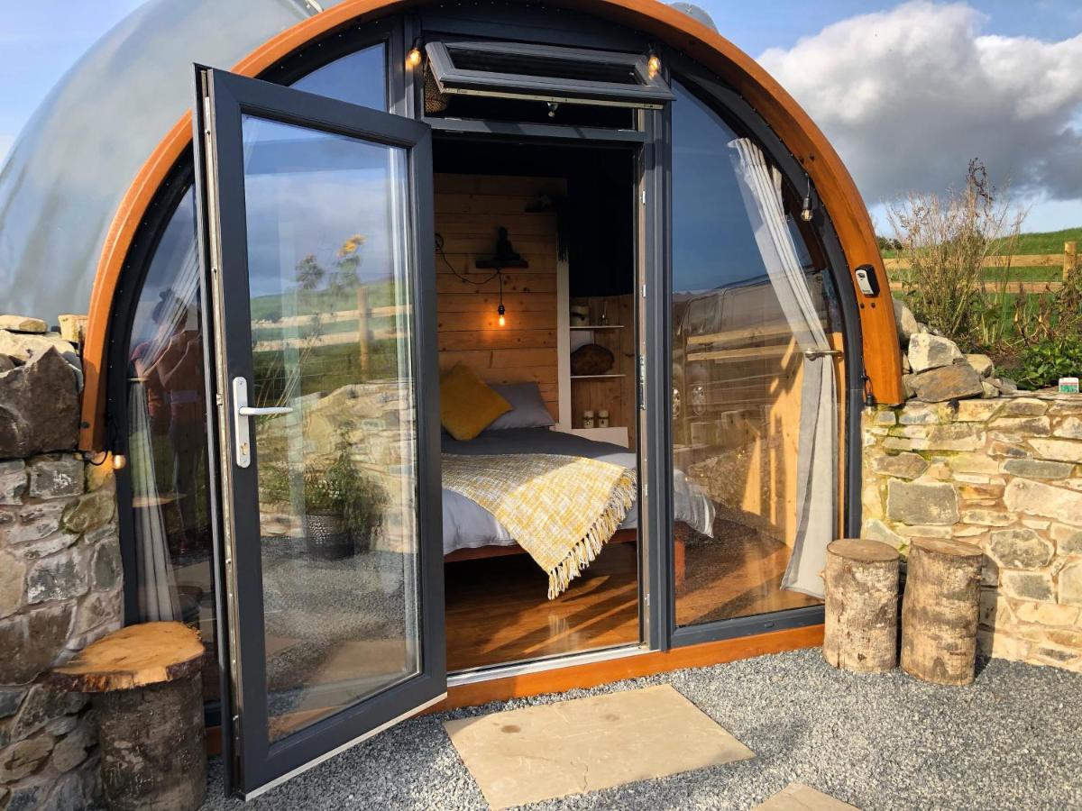 Hilltop Hideaway - Secluded Pod With Private Hot Tub Newry Dış mekan fotoğraf